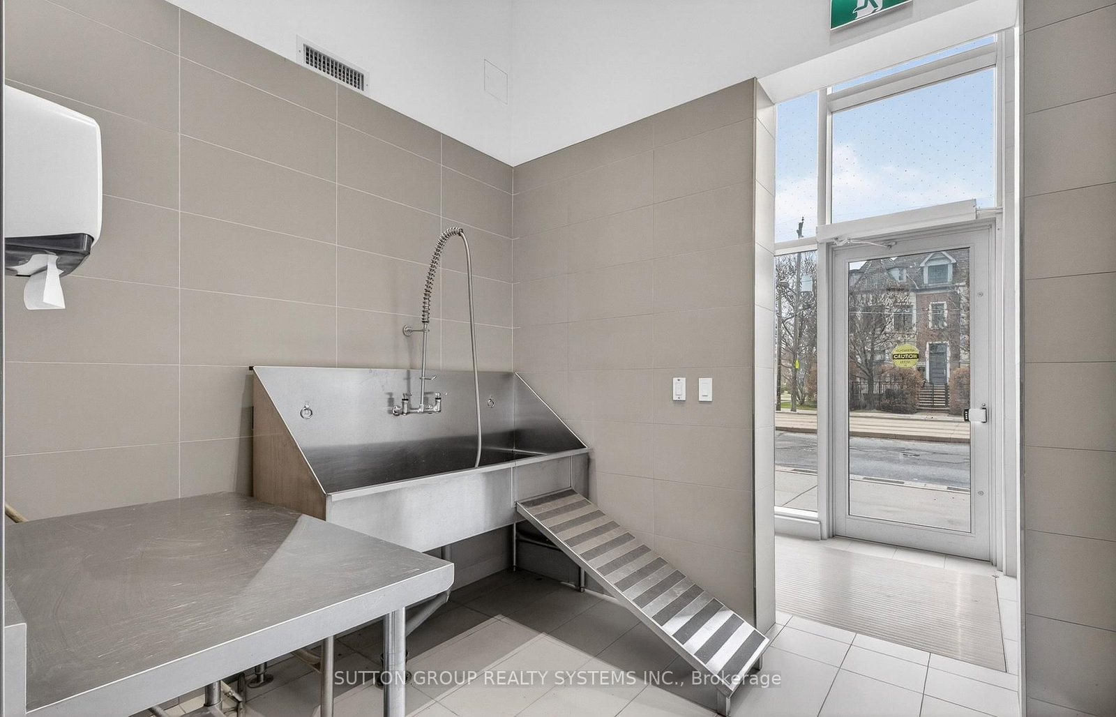 223 St Clair Avenue W, Unit 212 - Photo 32