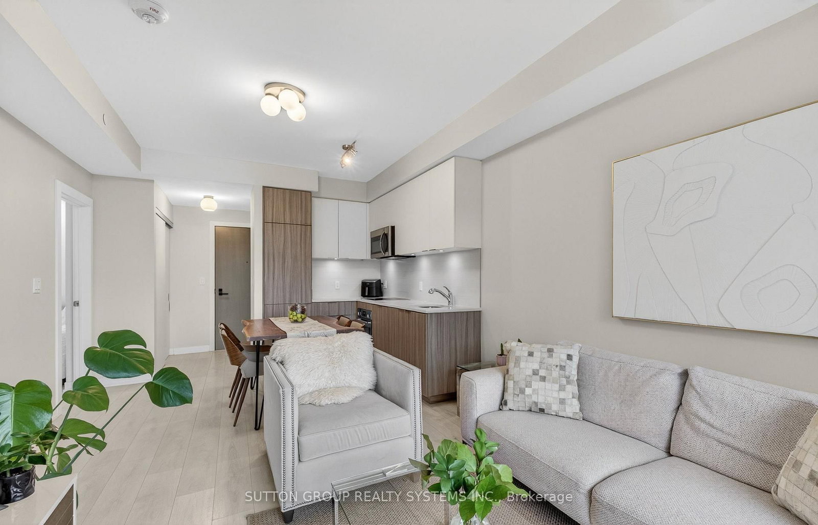 223 St Clair Avenue W, Unit 212 - Photo 5