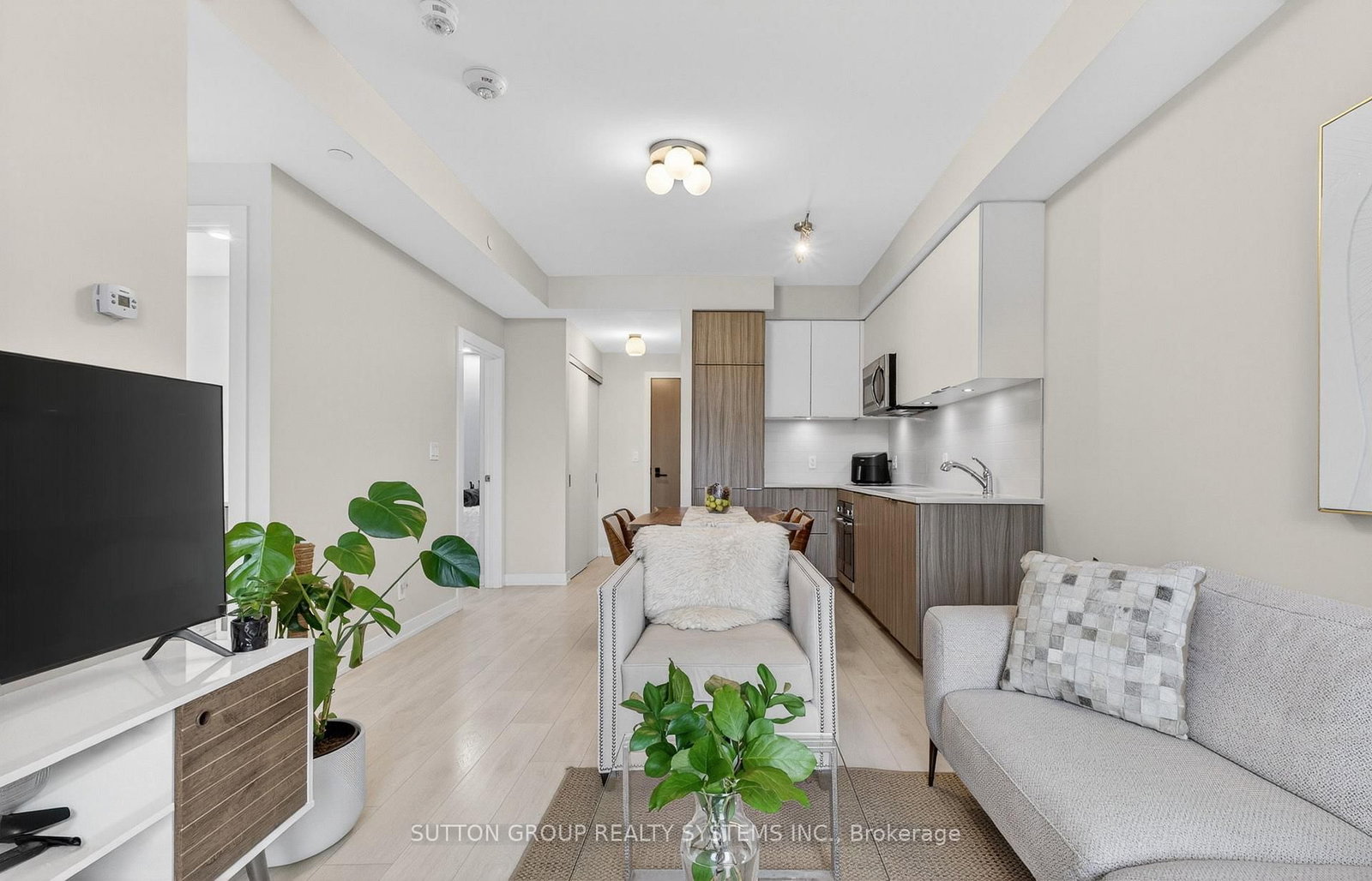 223 St Clair Avenue W, Unit 212 - Photo 6