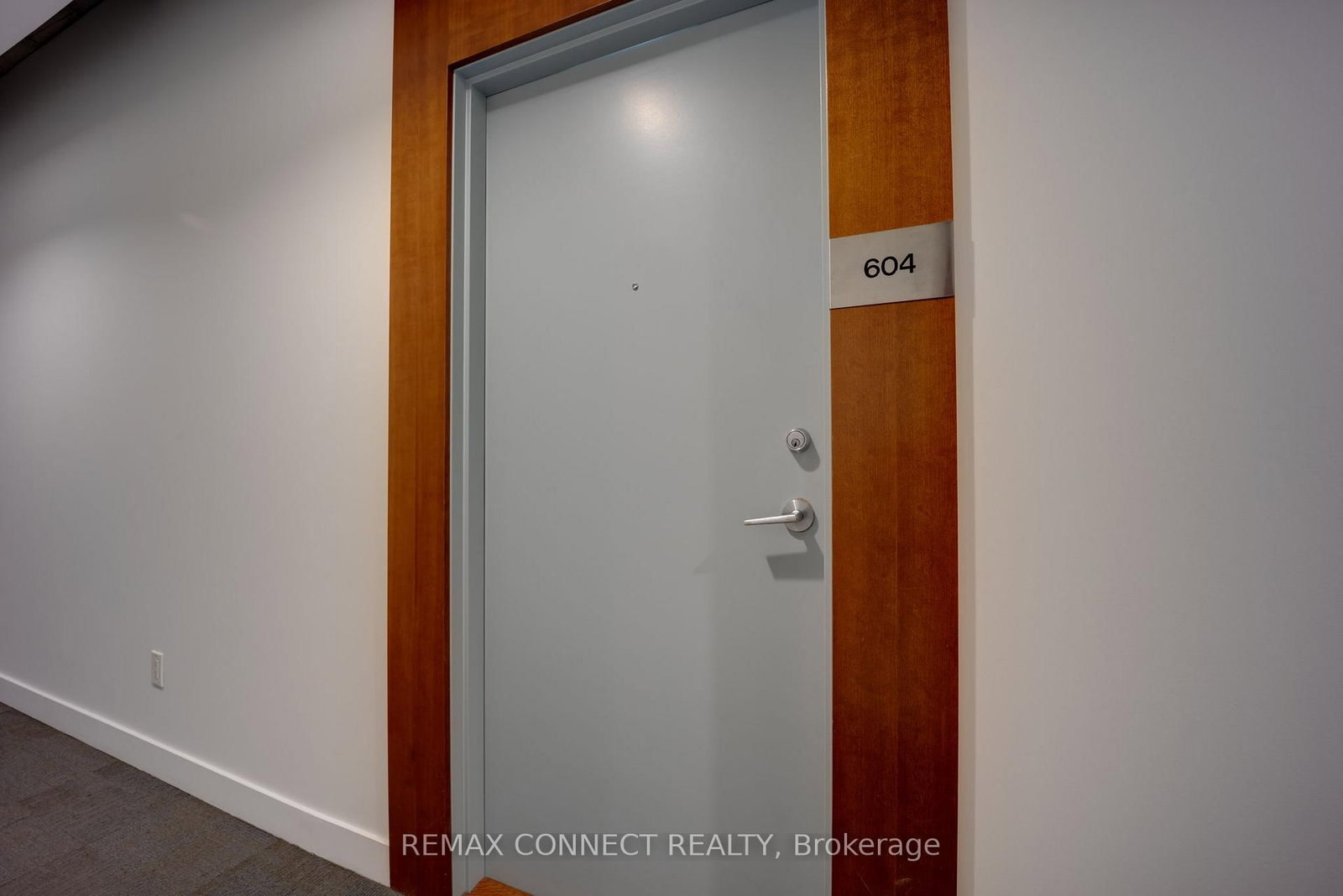 20 Stewart Street, Unit 604 - Photo 3