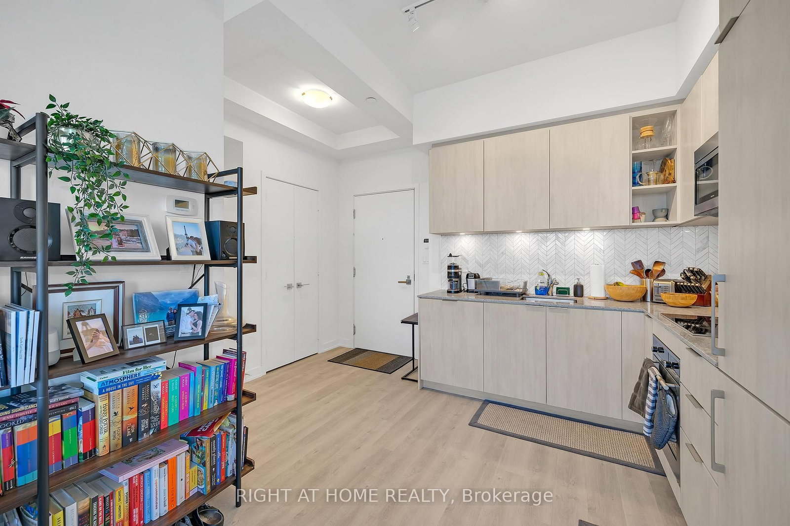 Condo for sale at 3307-50 Ordnance Street, Toronto, Ontario, M6K 0C9 - Niagara - MLS: C12987236