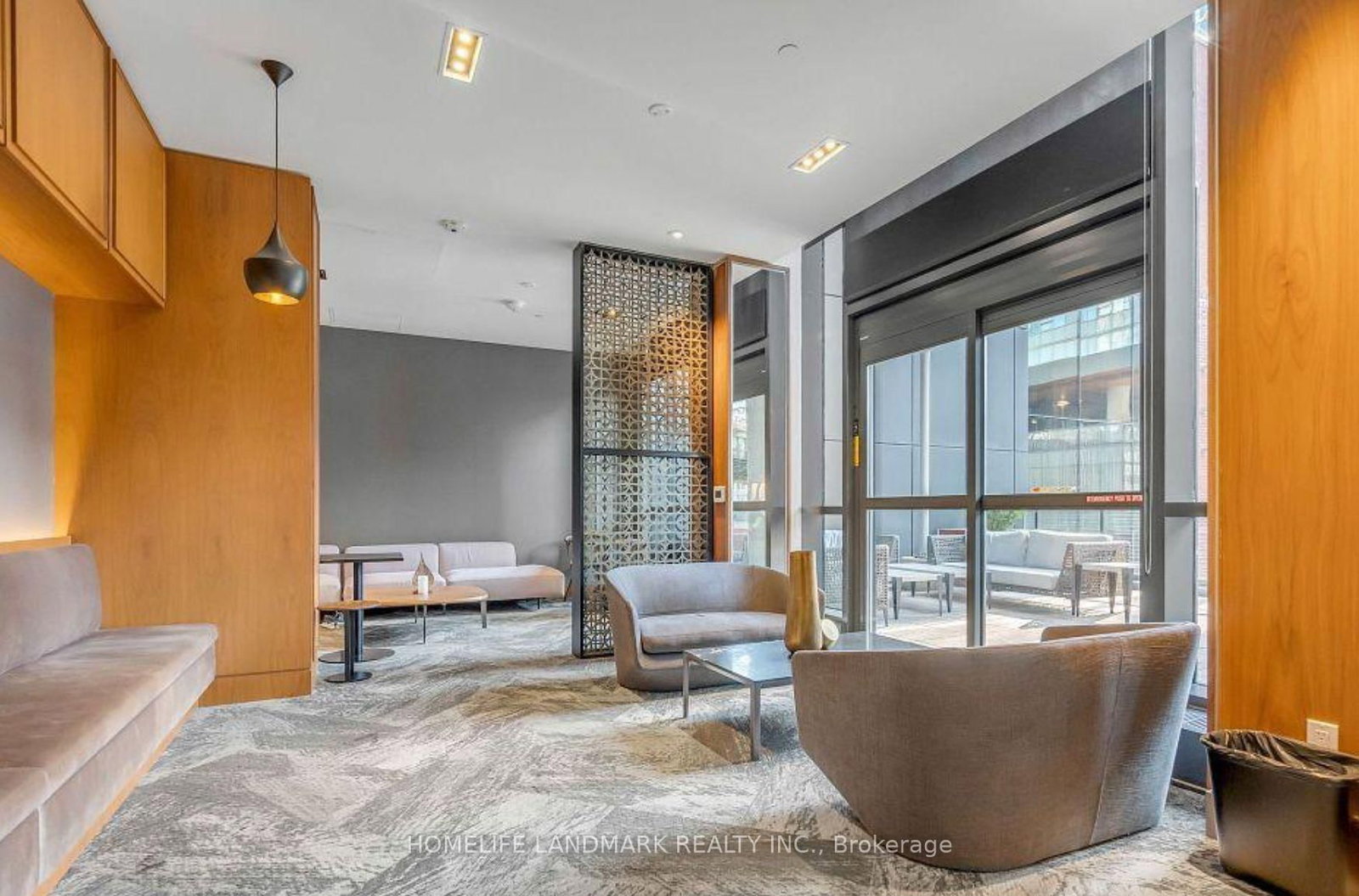 19 Bathurst Street, Unit 4116 - Photo 17