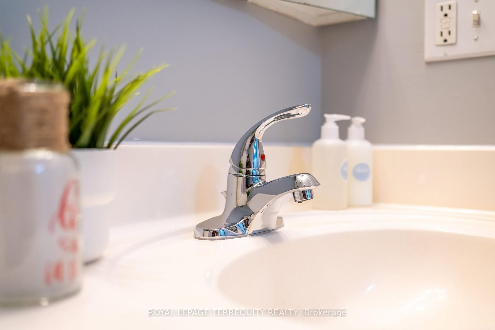 28 Olive Avenue, Unit 605 - Photo 11