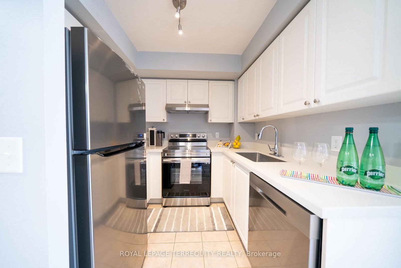 28 Olive Avenue, Unit 605 - Photo 20