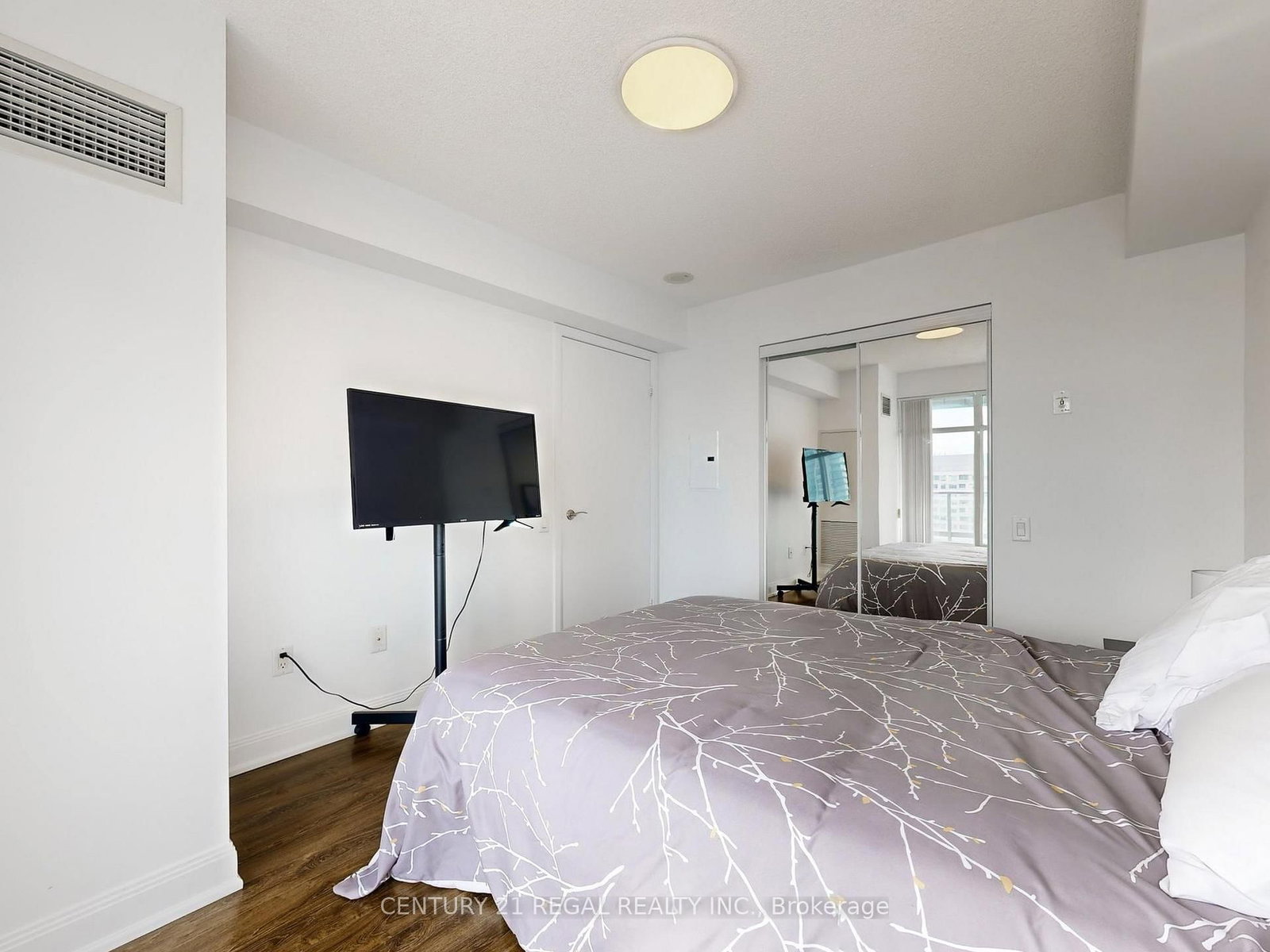 2191 Yonge Street, Unit 2812 - Photo 17