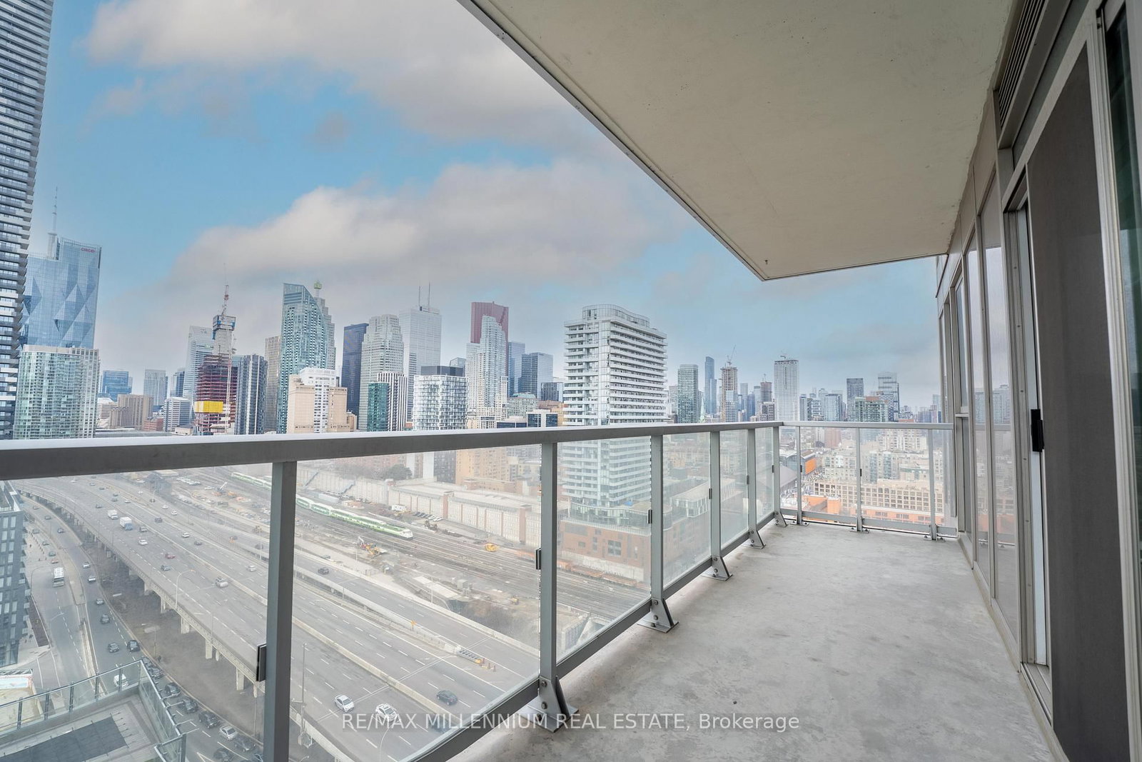 20 Richardson Street, Unit 1808 - Photo 17