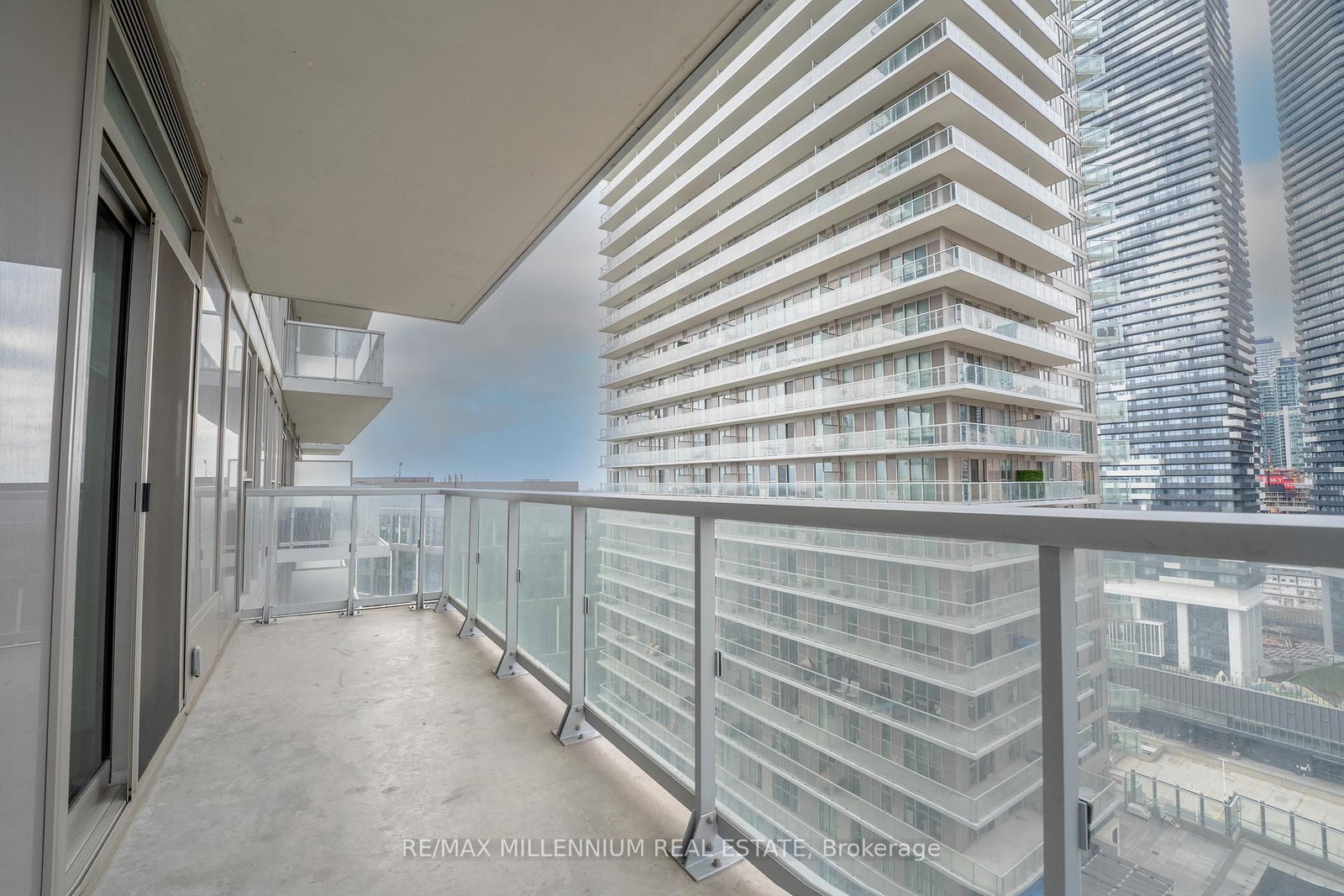 20 Richardson Street, Unit 1808 - Photo 18