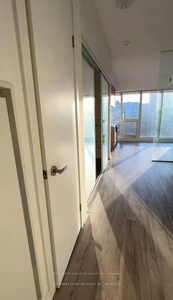 77 Shuter Street, Unit 2015 - Photo 3