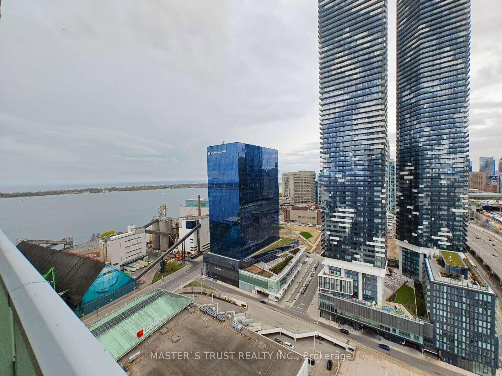 15 Lower Jarvis Street, Unit 2609 - Photo 2