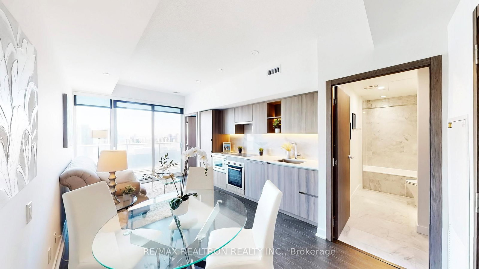 19 Bathurst Street, Unit 3902 - Photo 2