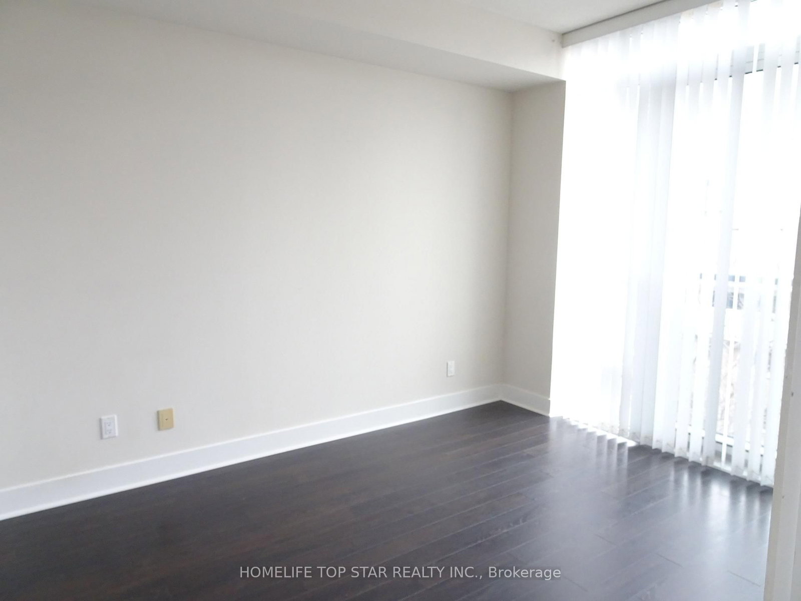 90 Stadium Road, Unit 411 - Photo 10