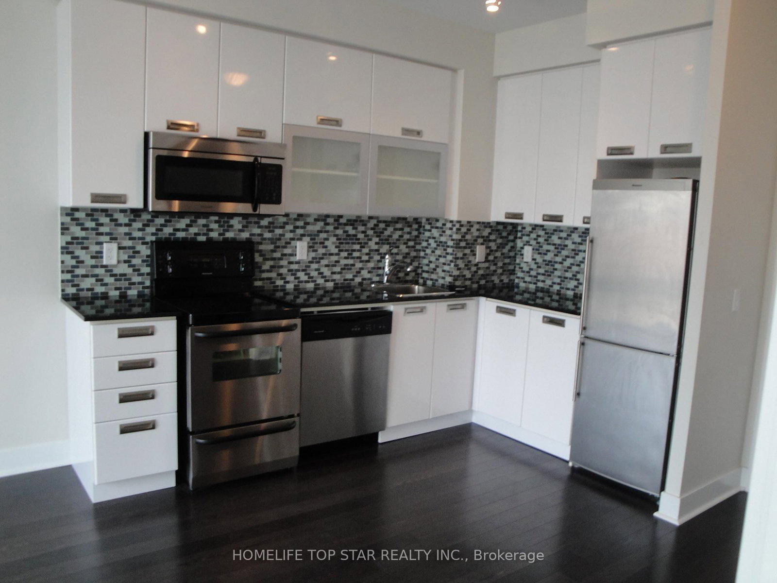 90 Stadium Road, Unit 411 - Photo 6