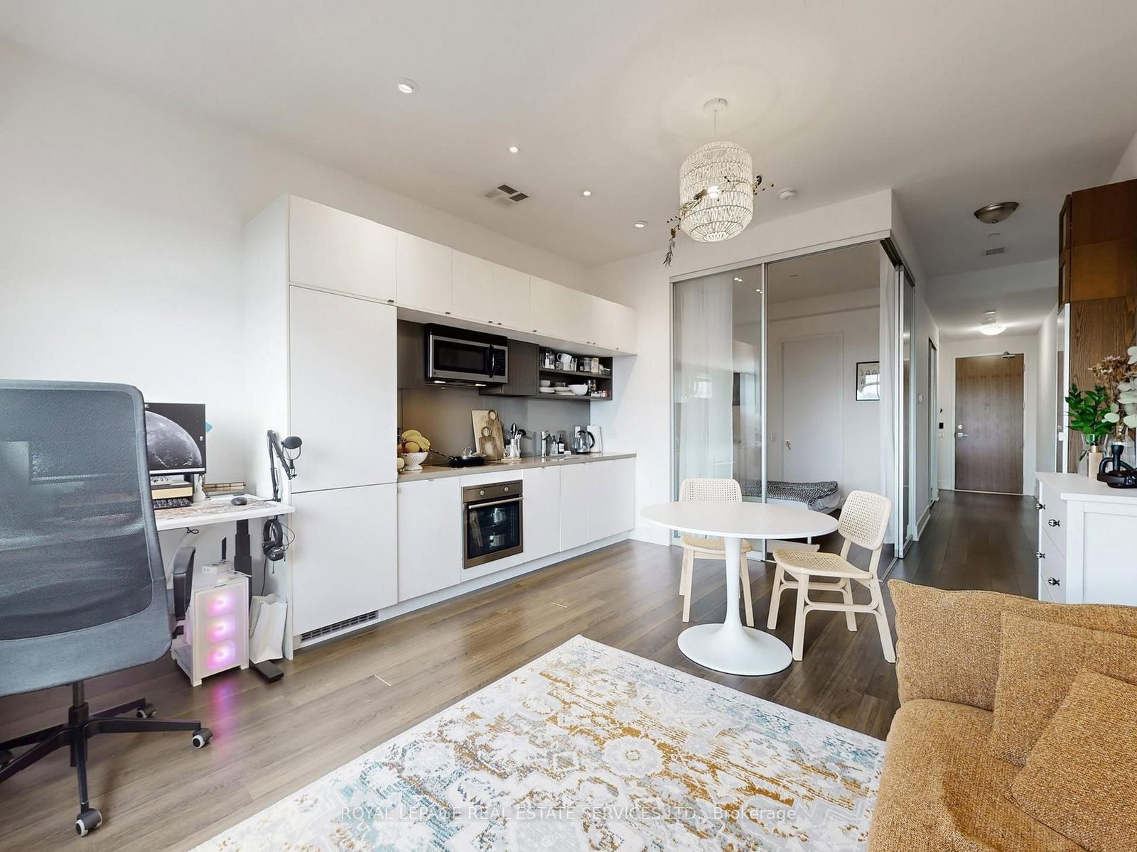 111 St. Clair Avenue W, Unit 1623 - Photo 11