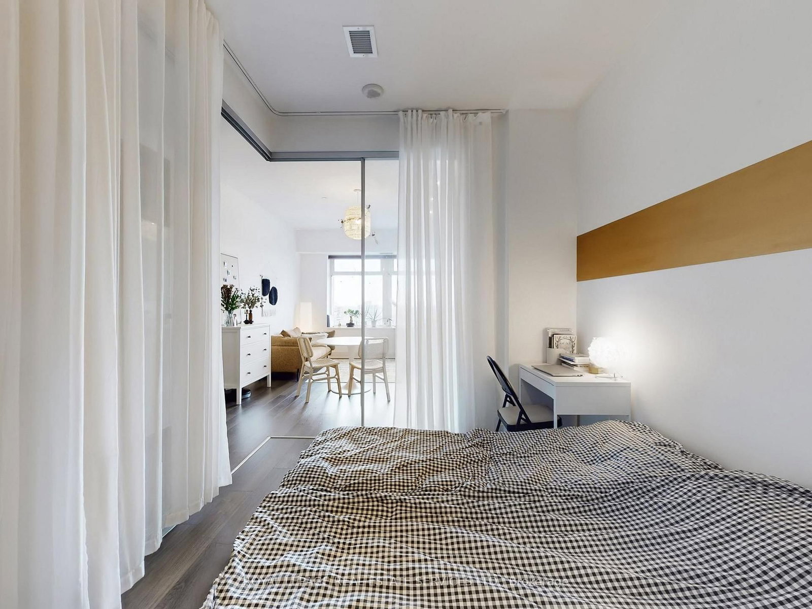 111 St. Clair Avenue W, Unit 1623 - Photo 19