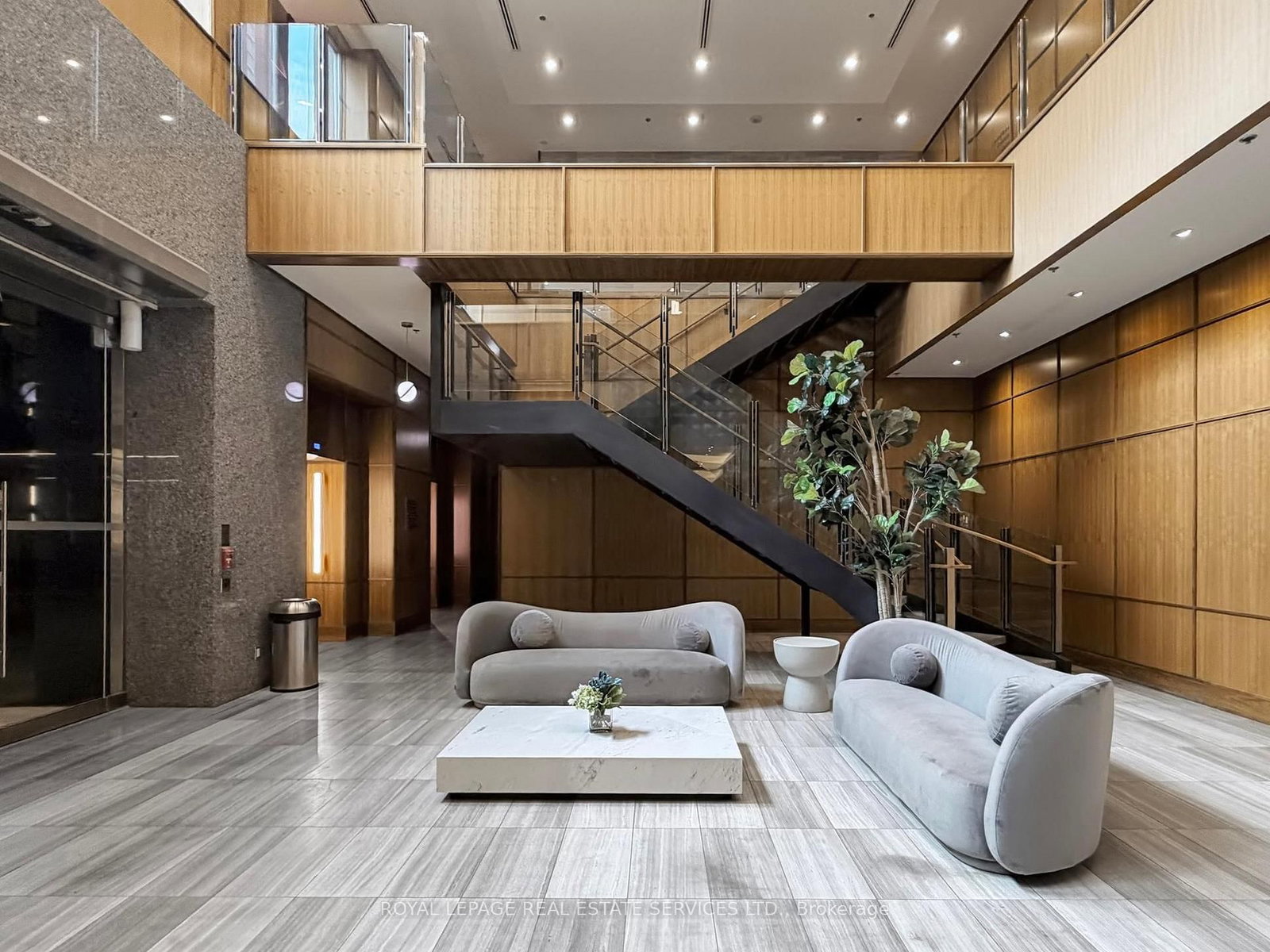 111 St. Clair Avenue W, Unit 1623 - Photo 4