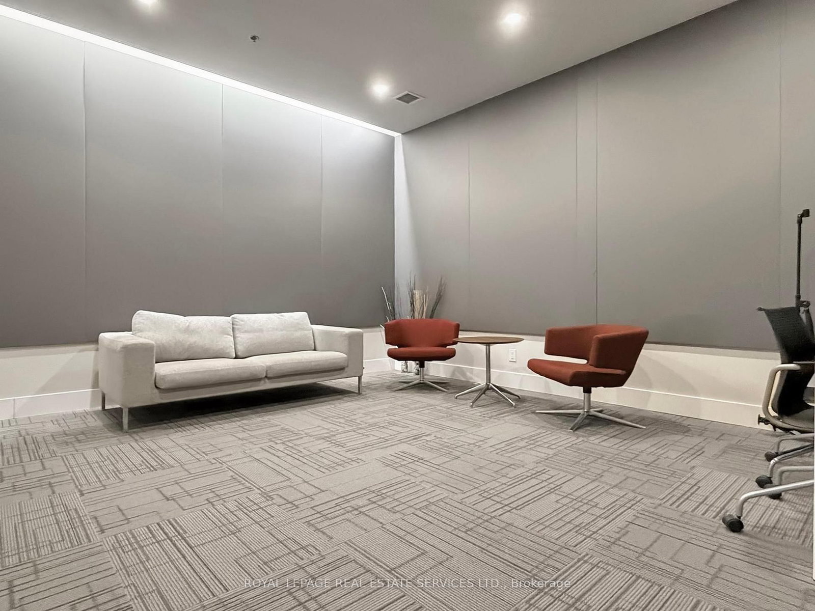 111 St. Clair Avenue W, Unit 1623 - Photo 43