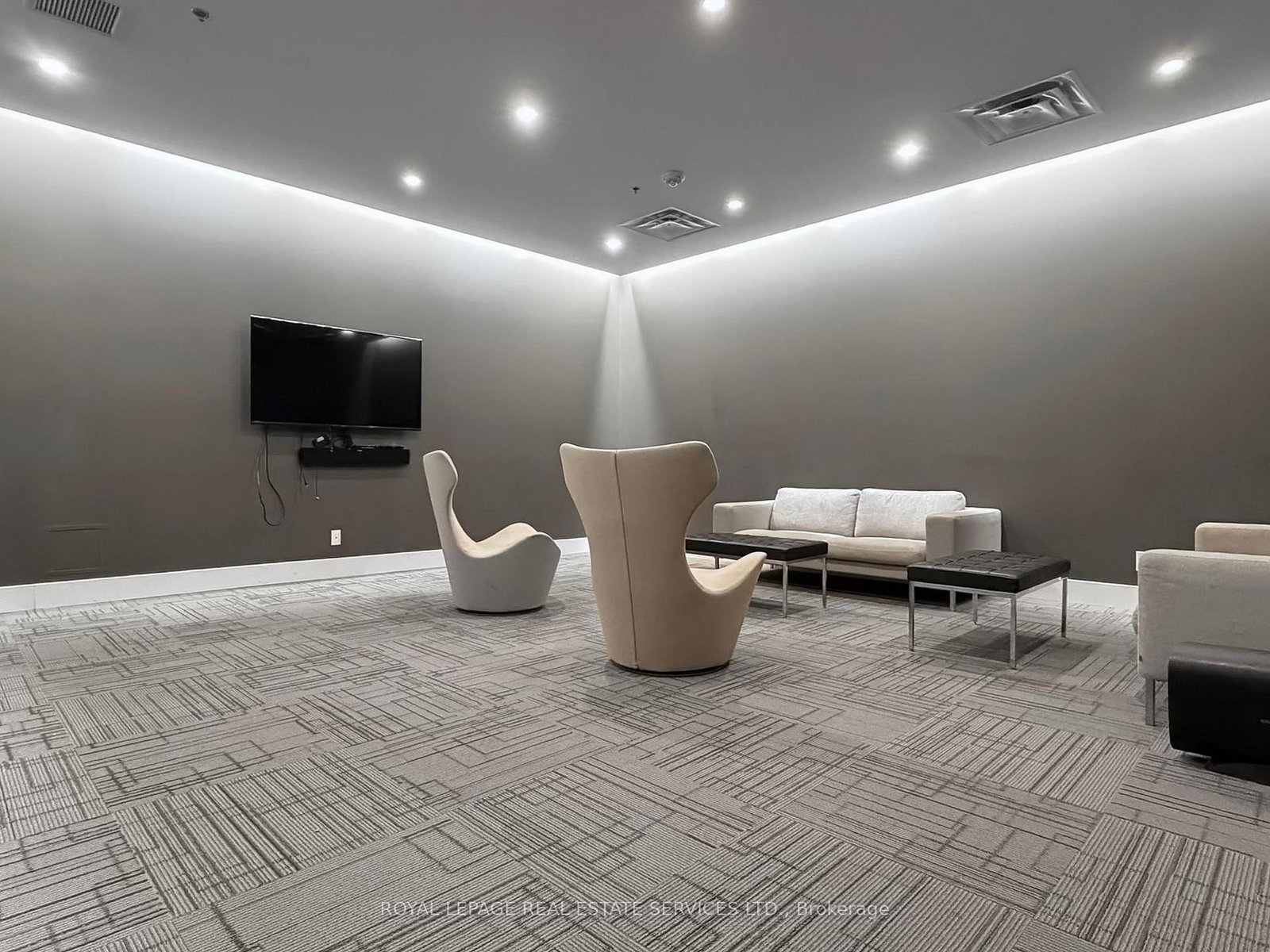 111 St. Clair Avenue W, Unit 1623 - Photo 44