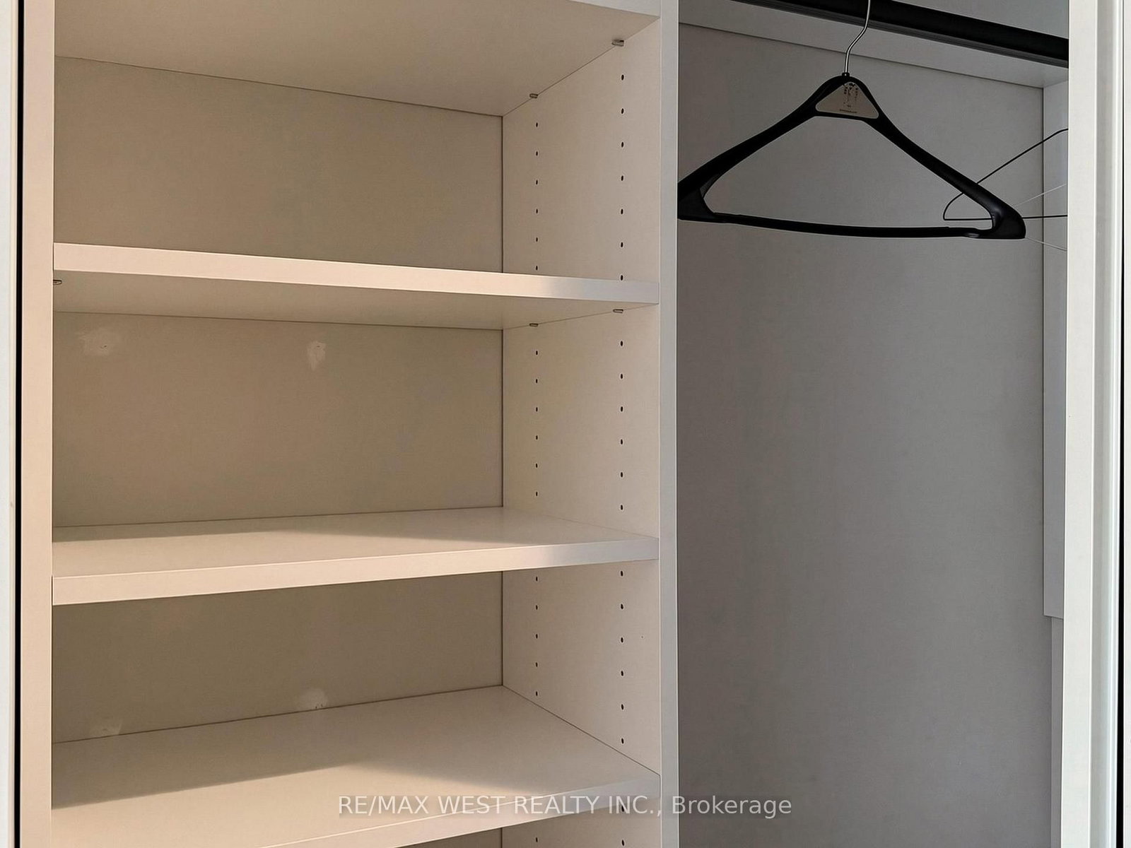 725 King Street W, Unit 211 - Photo 7