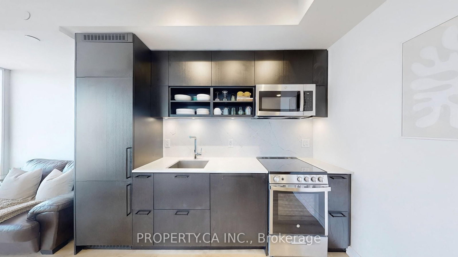 135 East Liberty Street, Unit 2012 - Photo 13