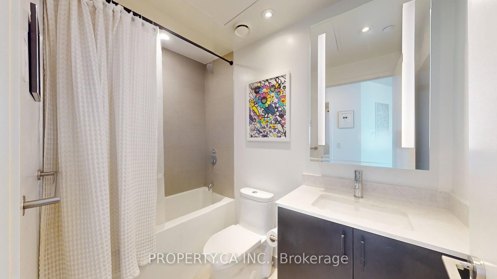 135 East Liberty Street, Unit 2012 - Photo 21