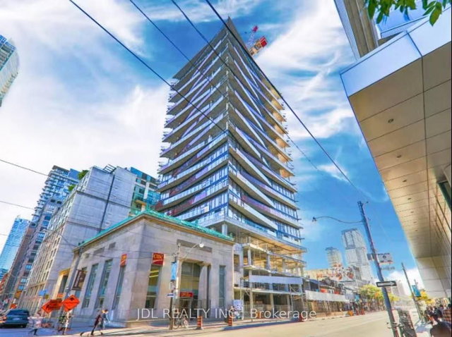 1516 - 215 Queen Street W