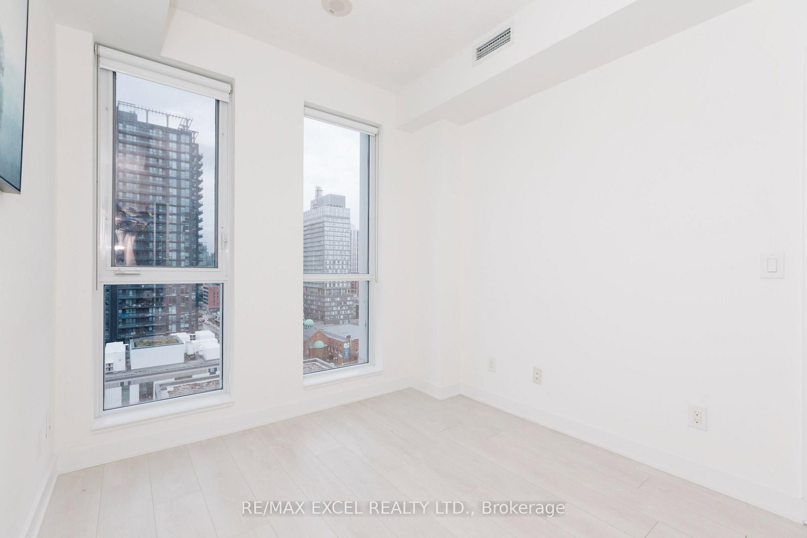 Condo for sale at 1307-170 Sumach Street, Toronto, Ontario, M5A 0C3 - Regent Park - MLS: C12987800