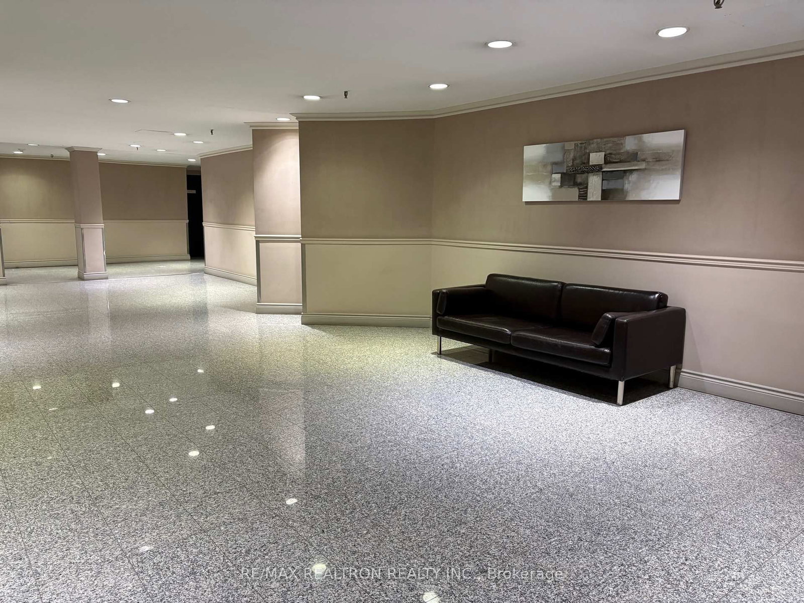 7 Bishop Avenue, Unit 1617 - Photo 22