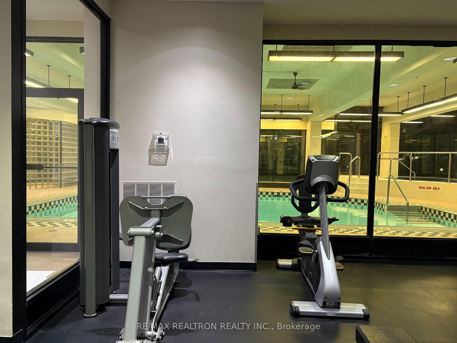 7 Bishop Avenue, Unit 1617 - Photo 8