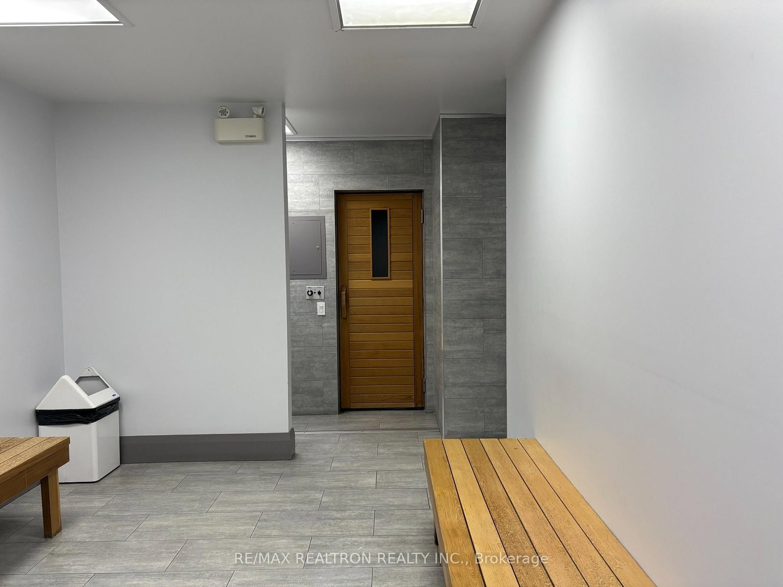 7 Bishop Avenue, Unit 1617 - Photo 9