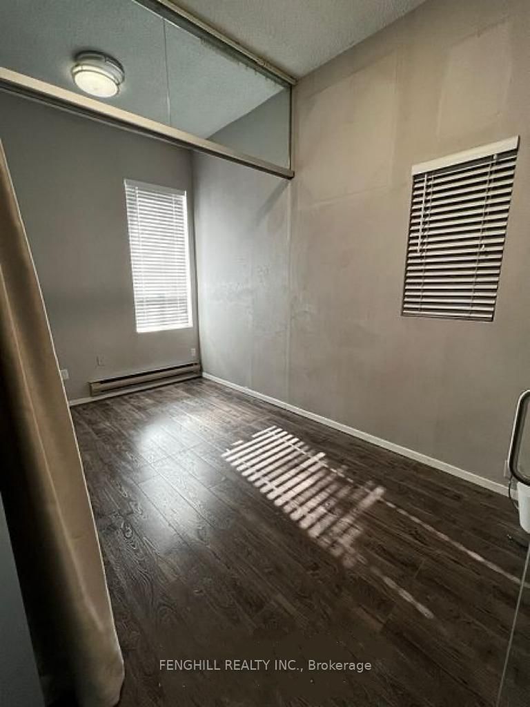 Main - 678 Bathurst St, Toronto, M5S 2R3 | Image 3