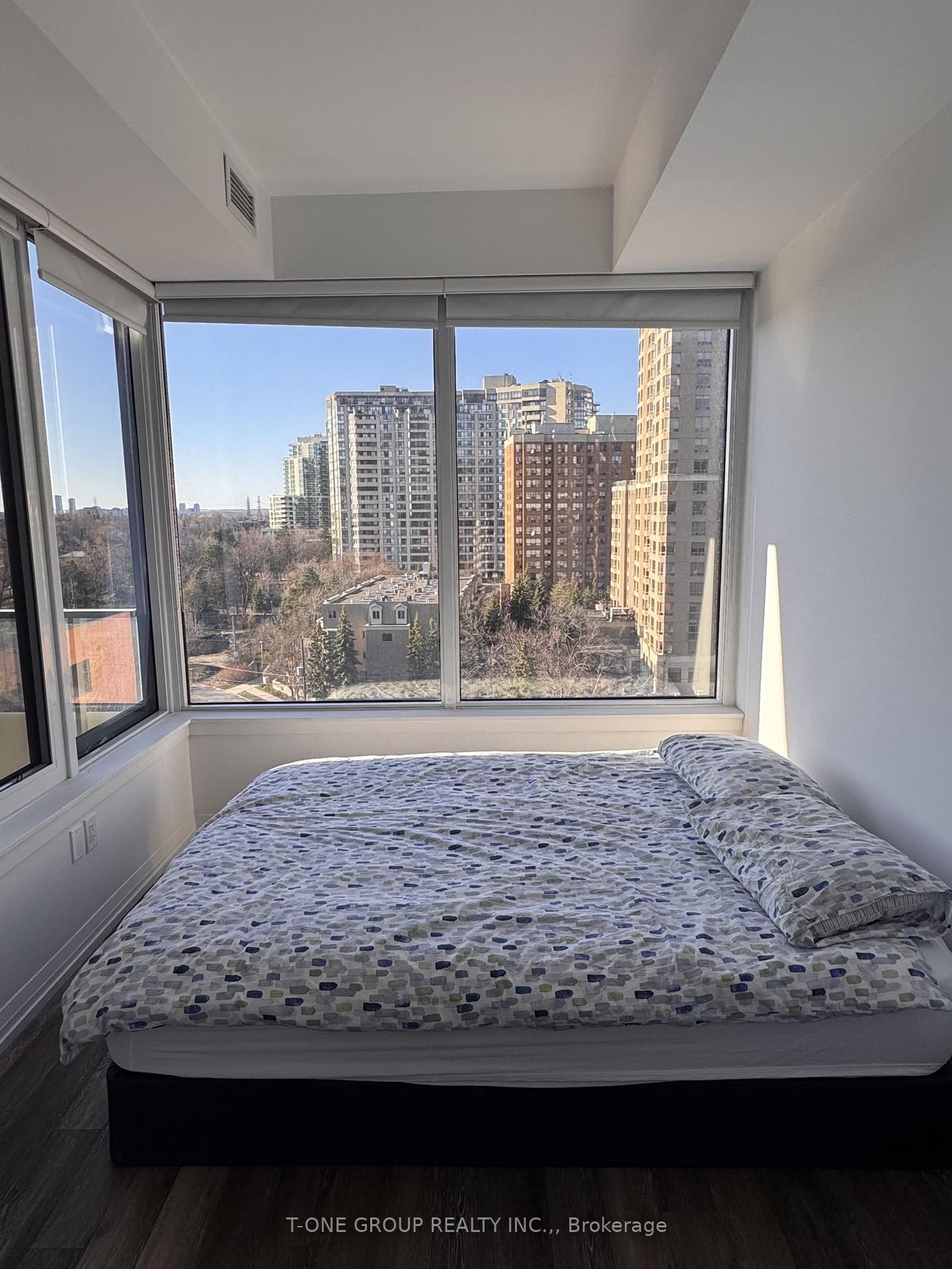 75 Canterbury Place E, Unit 1115 - Photo 11