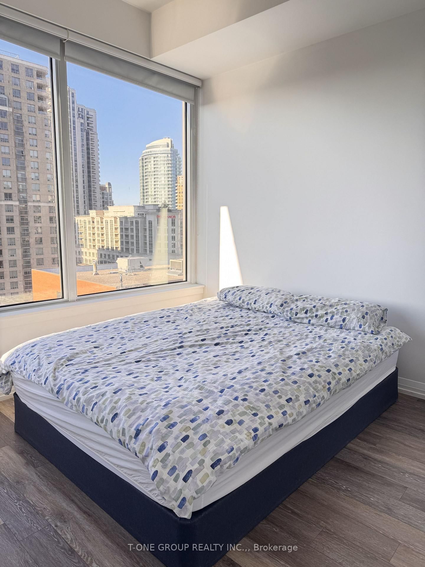 75 Canterbury Place E, Unit 1115 - Photo 12