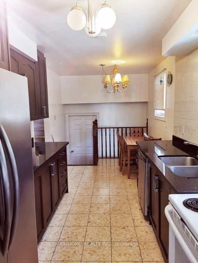 Upper - 62 Mentor Blvd | Toronto | Image