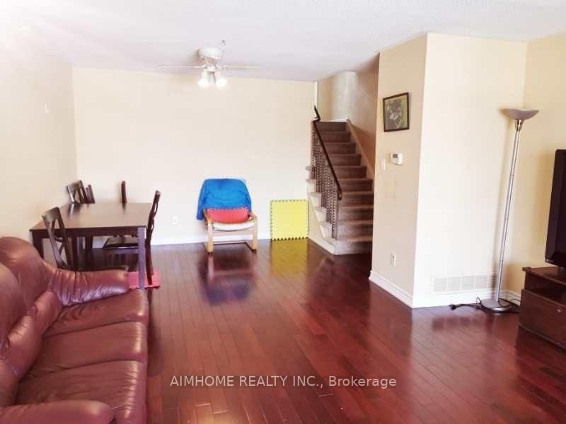 Upper - 62 Mentor Blvd, Toronto, M2H 2N1 | Image 2