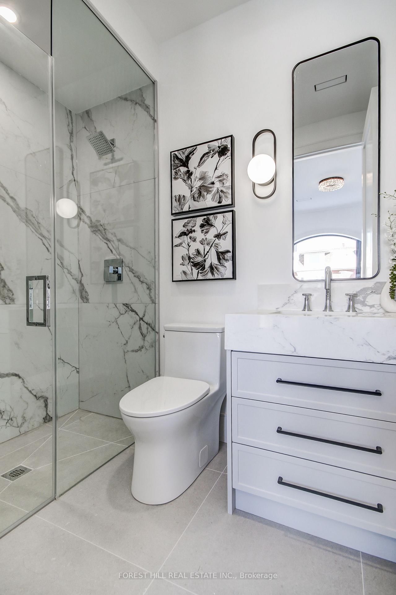 Townhouse for sale at 21 Foxley Street, Toronto, Ontario, M6J 1P9 - Trinity-Bellwoods - MLS: C12987966