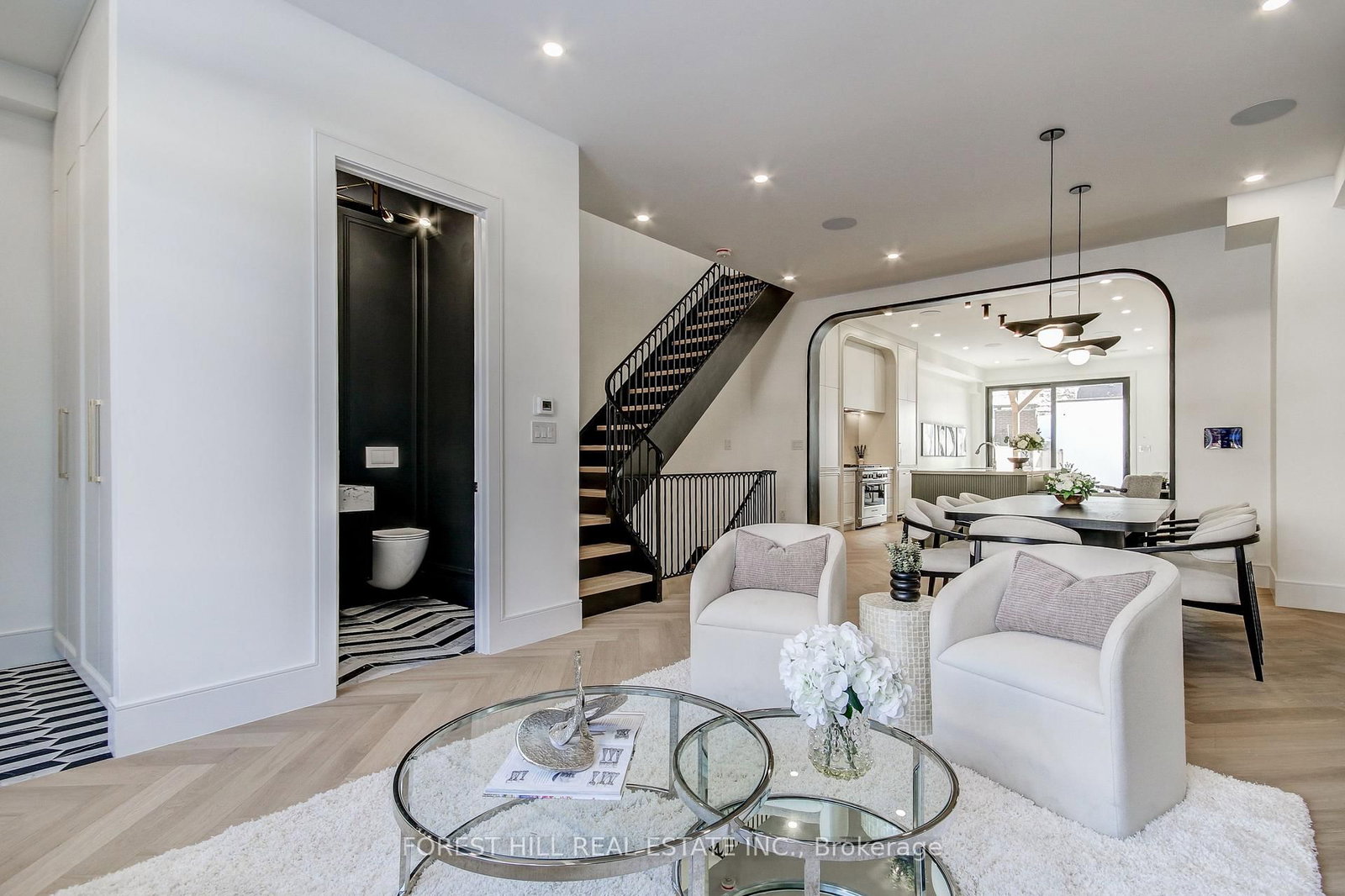 Townhouse for sale at 21 Foxley Street, Toronto, Ontario, M6J 1P9 - Trinity-Bellwoods - MLS: C12987966