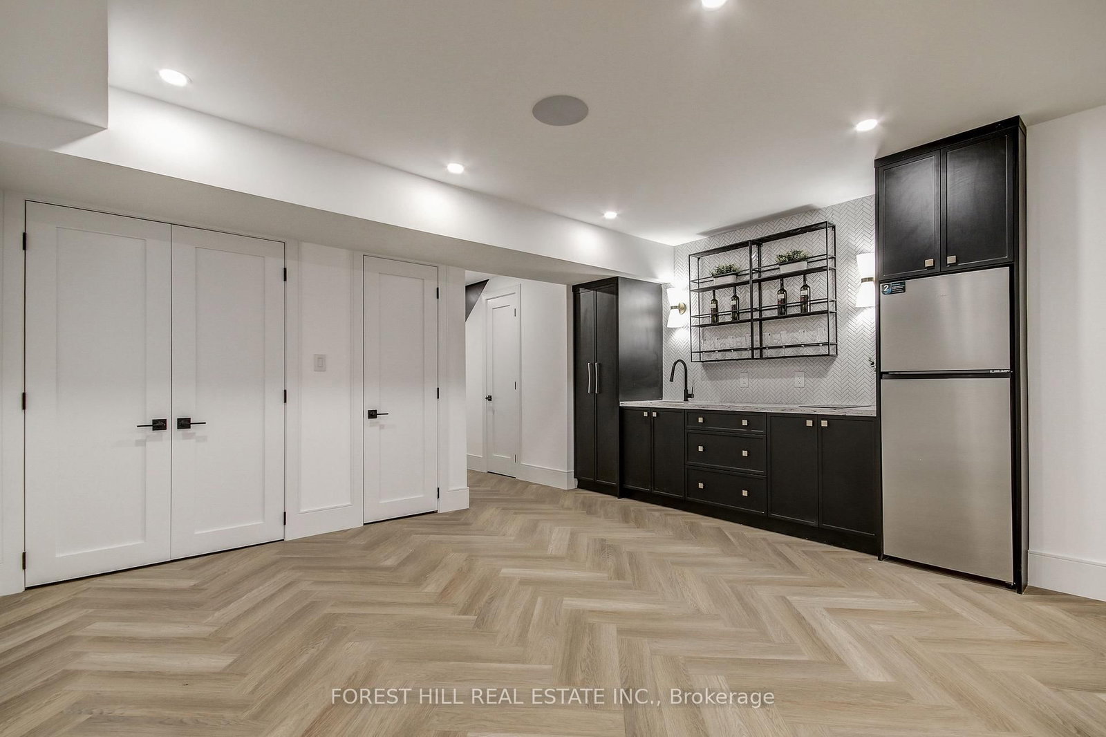 Townhouse for sale at 21 Foxley Street, Toronto, Ontario, M6J 1P9 - Trinity-Bellwoods - MLS: C12987966