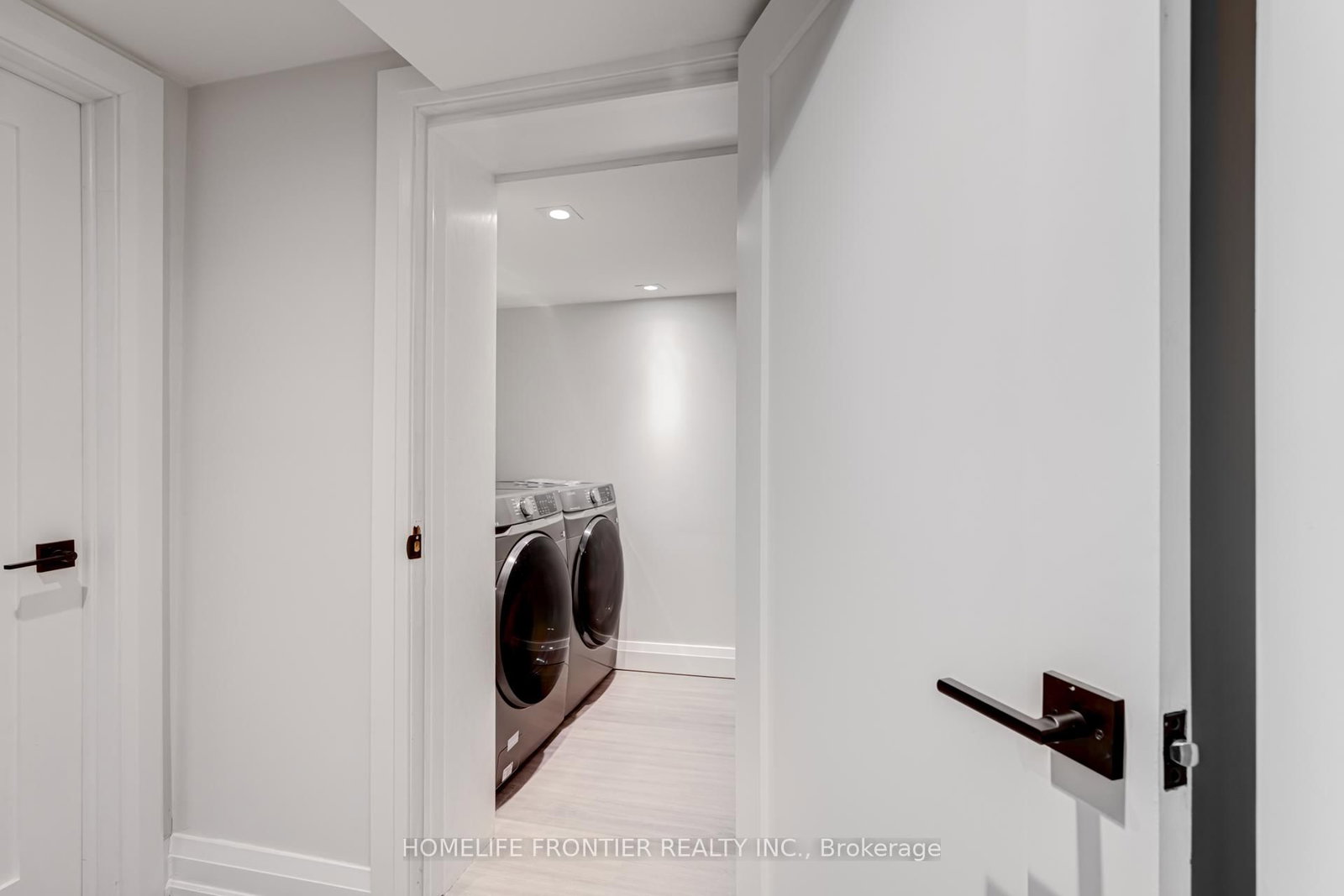 315 Johnston Avenue, Unit A - Photo 20