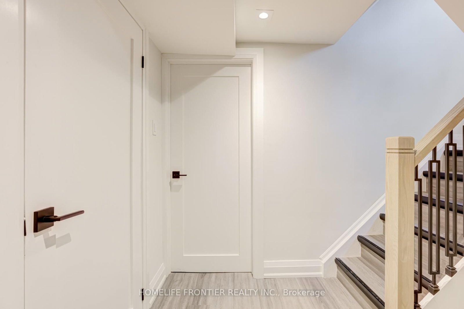 315 Johnston Avenue, Unit A - Photo 6