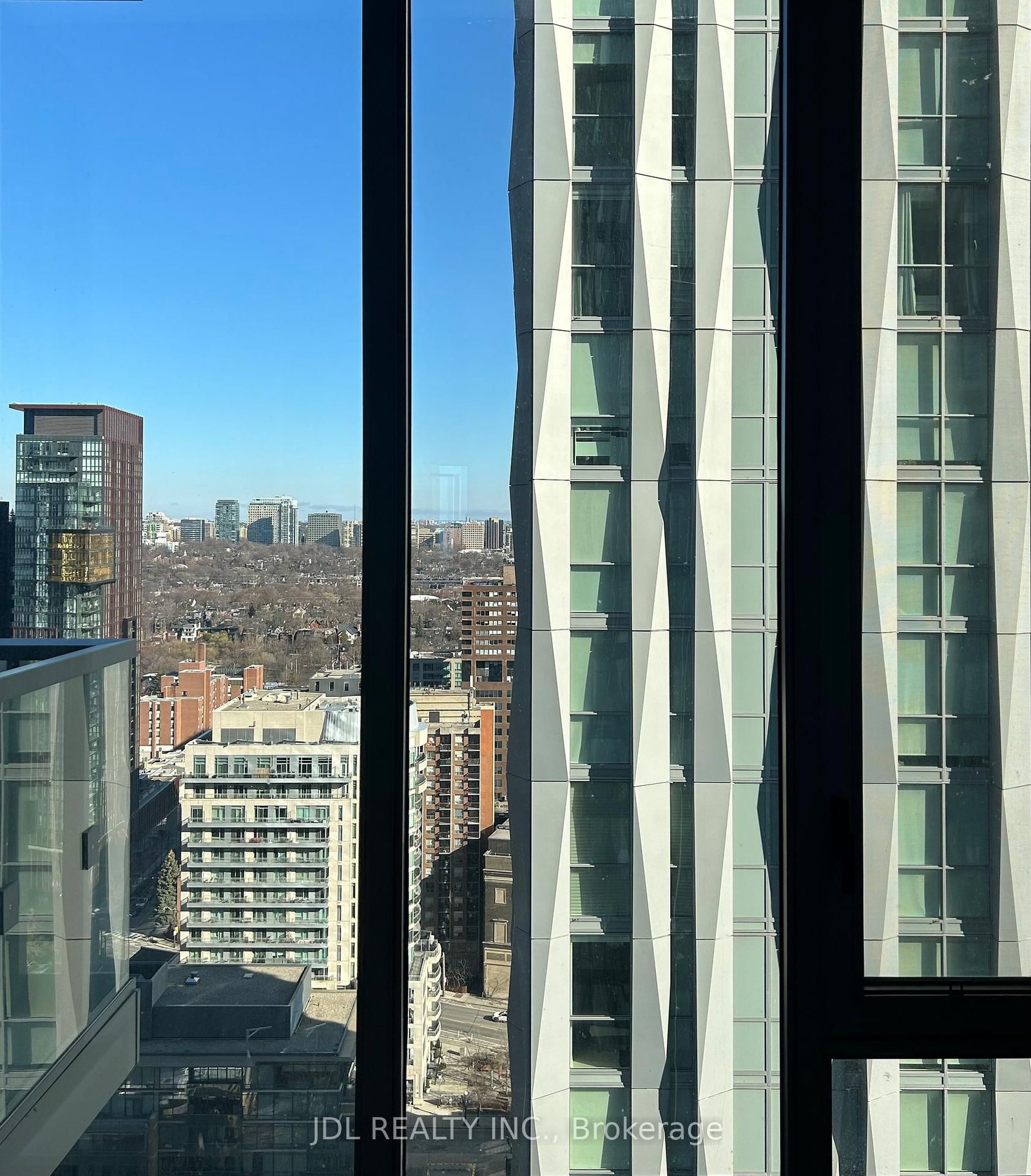 Condo for lease at 2602 Master bedroom-8 Cumberland St Street, Toronto, Ontario, M4W 1A1 - Annex - MLS: C12988016