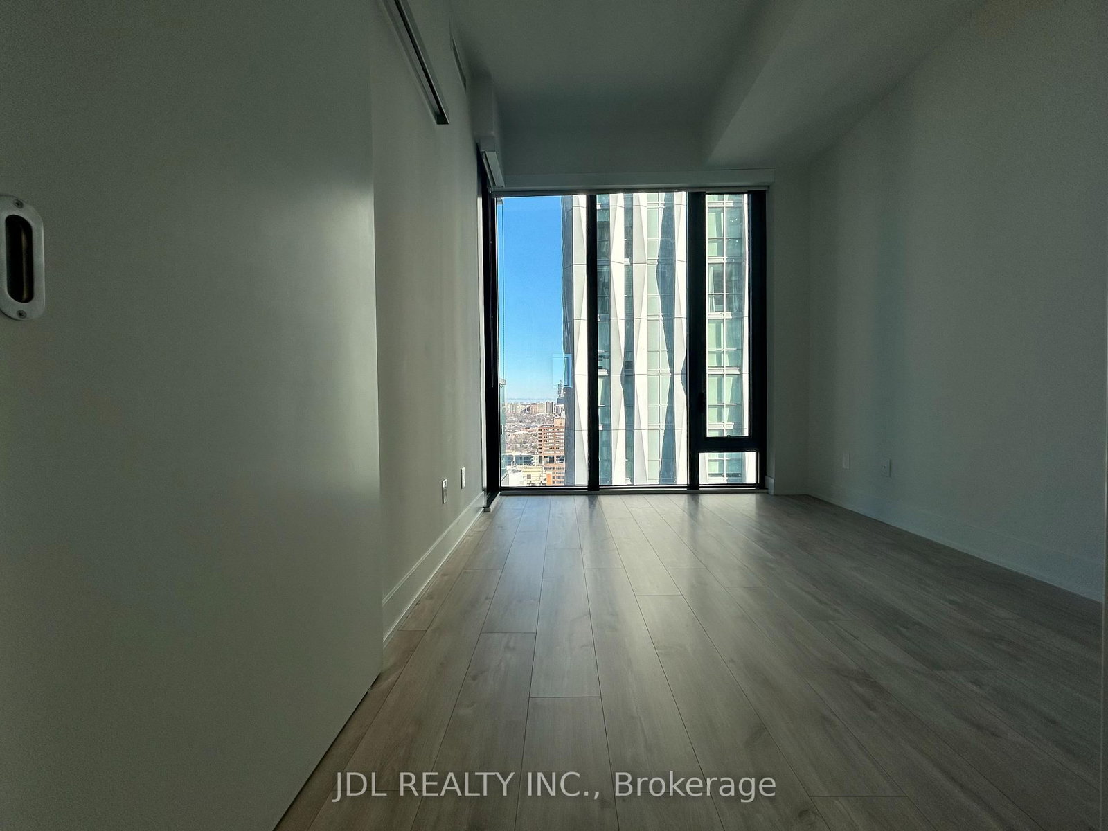 Condo for lease at 2602 Master bedroom-8 Cumberland St Street, Toronto, Ontario, M4W 1A1 - Annex - MLS: C12988016