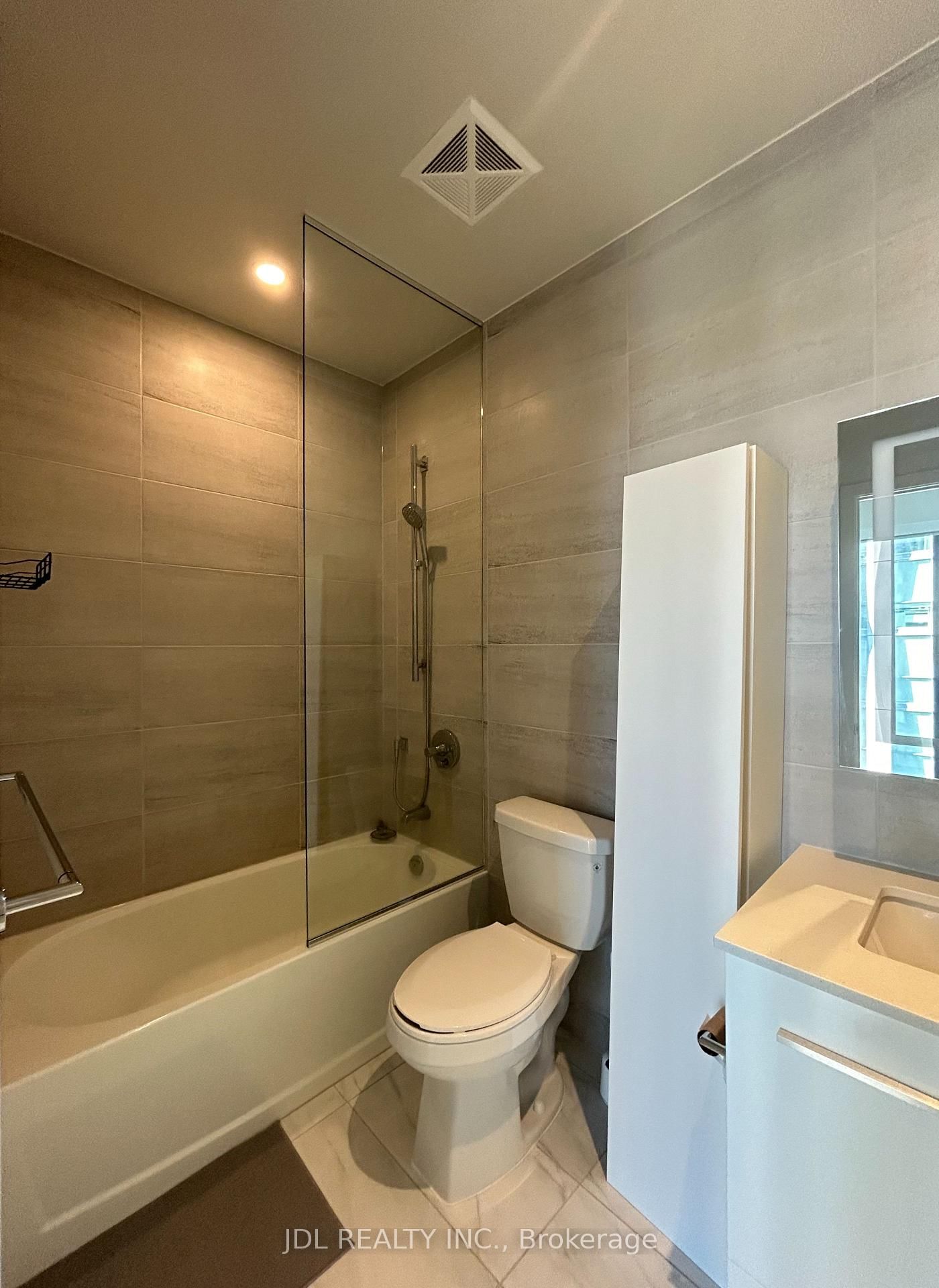 Condo for lease at 2602 Master bedroom-8 Cumberland St Street, Toronto, Ontario, M4W 1A1 - Annex - MLS: C12988016