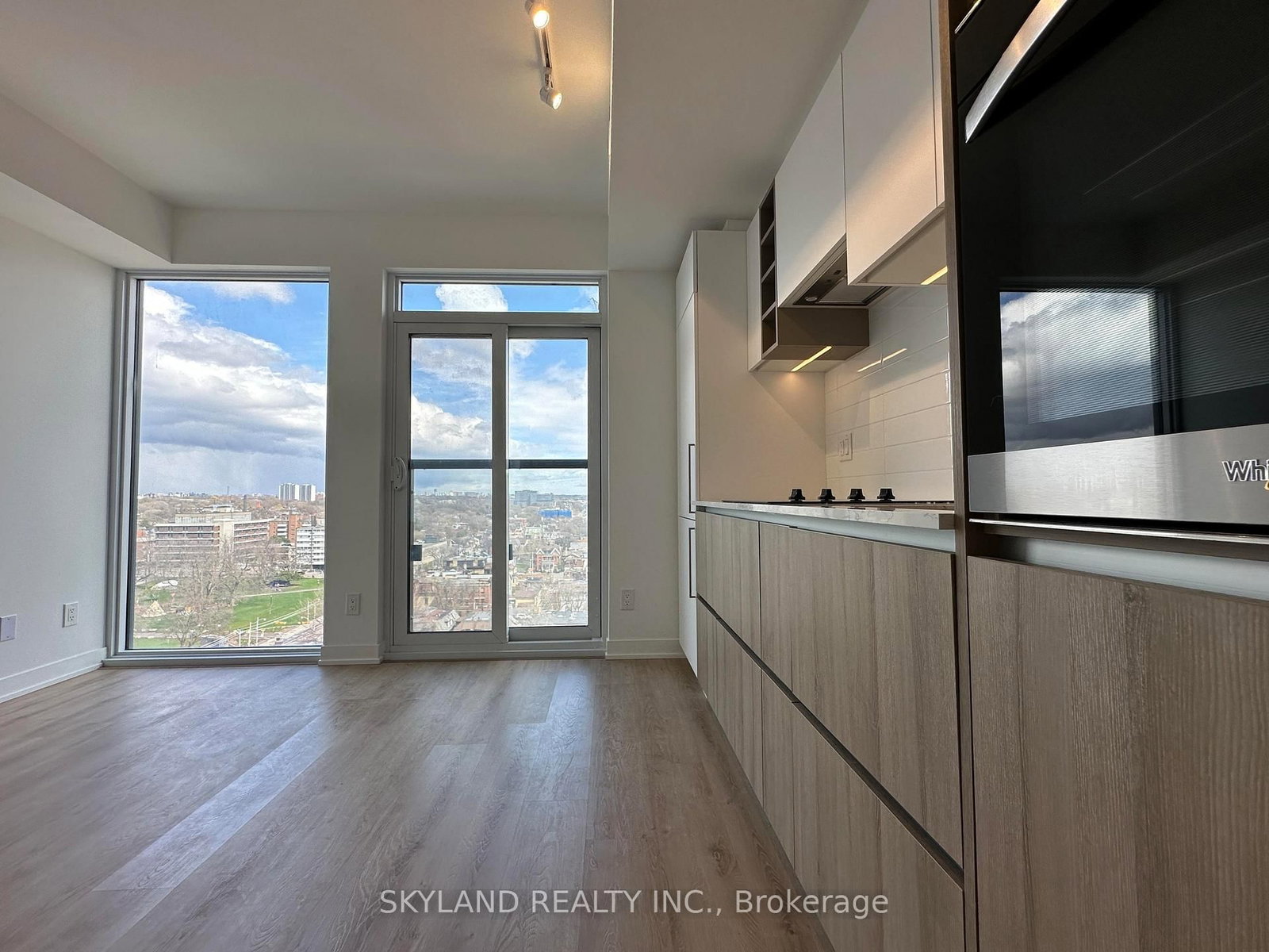 319 Jarvis Street, Unit 1212