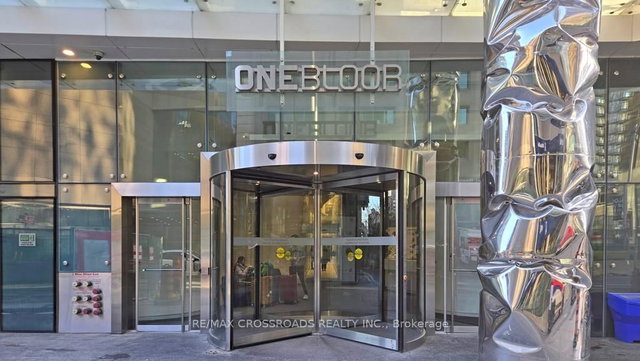 3208 - 1 Bloor Street