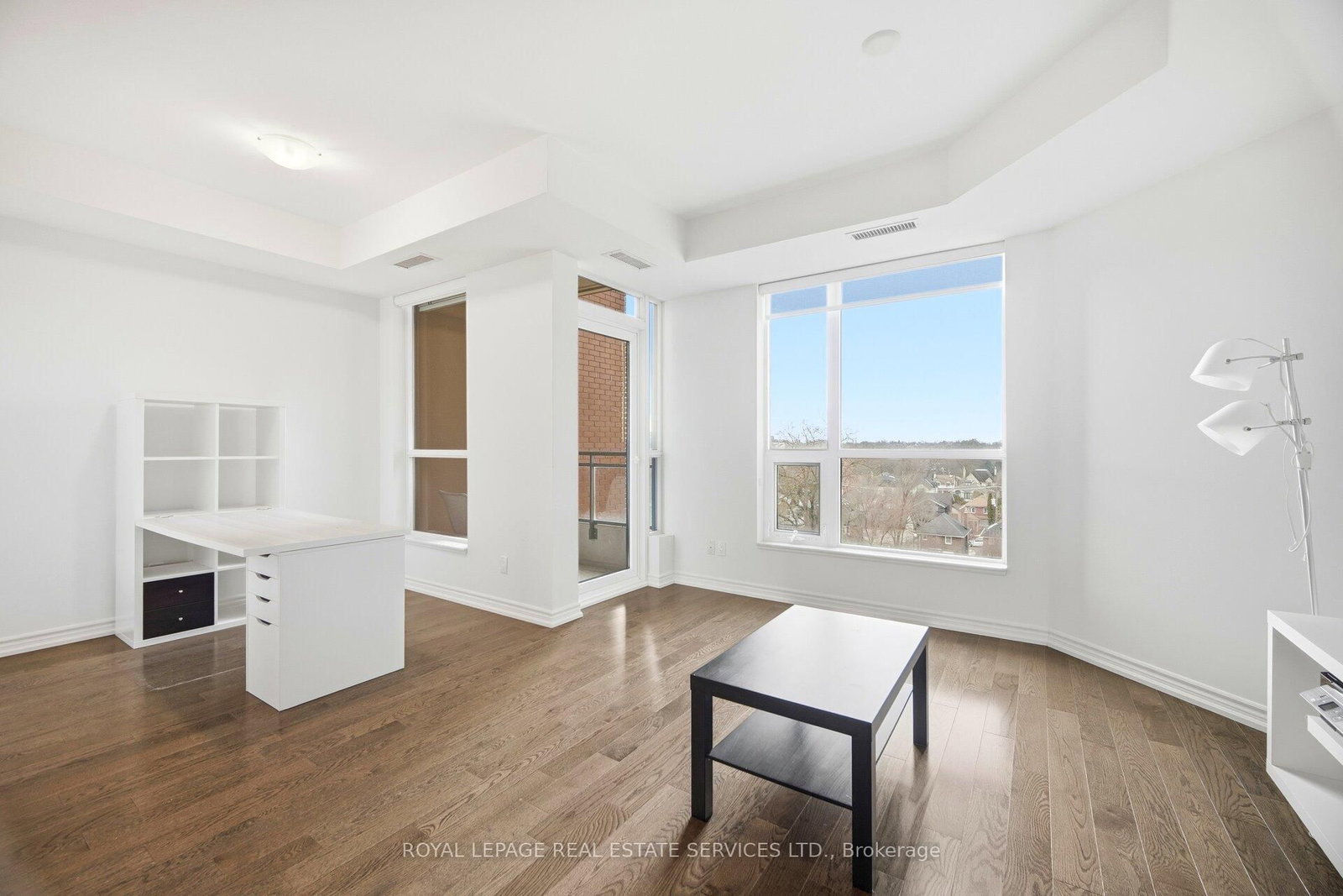 23 Glebe Road W, Unit 602 - Photo 11