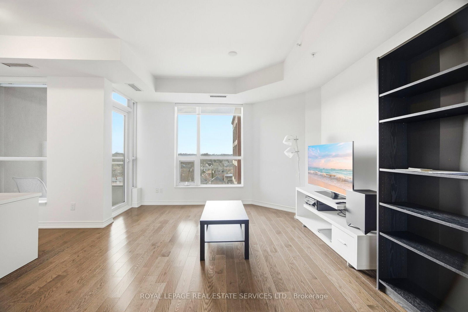 23 Glebe Road W, Unit 602 - Photo 12