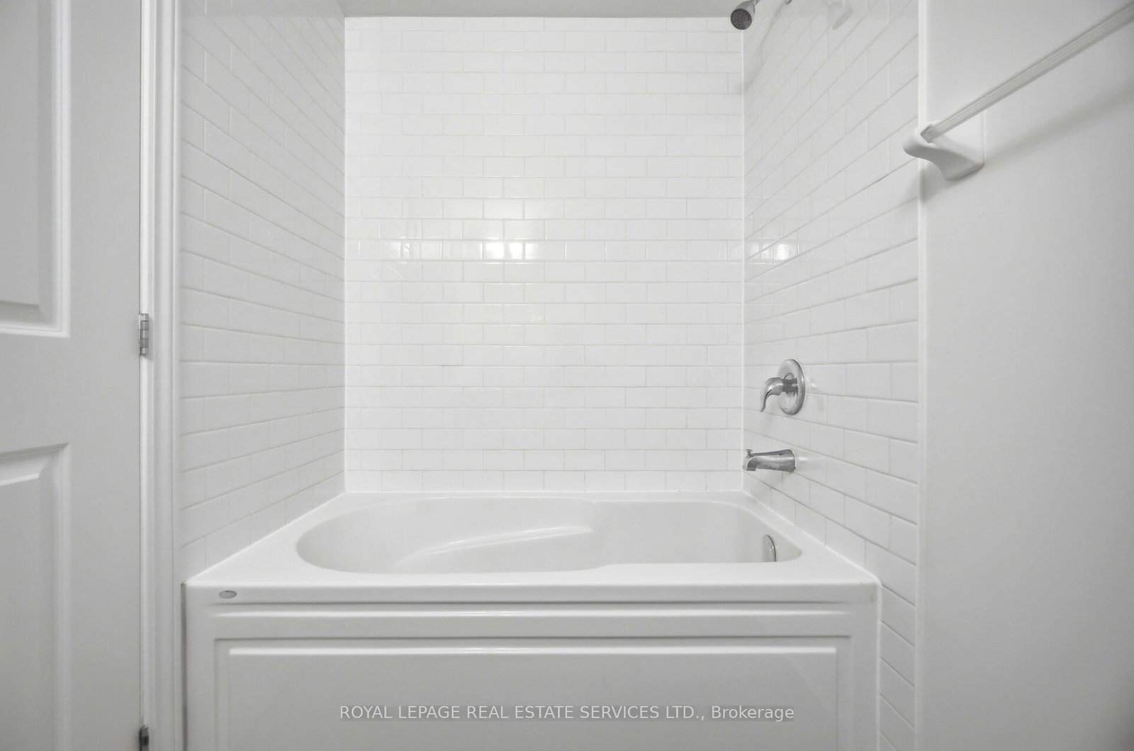 23 Glebe Road W, Unit 602 - Photo 20