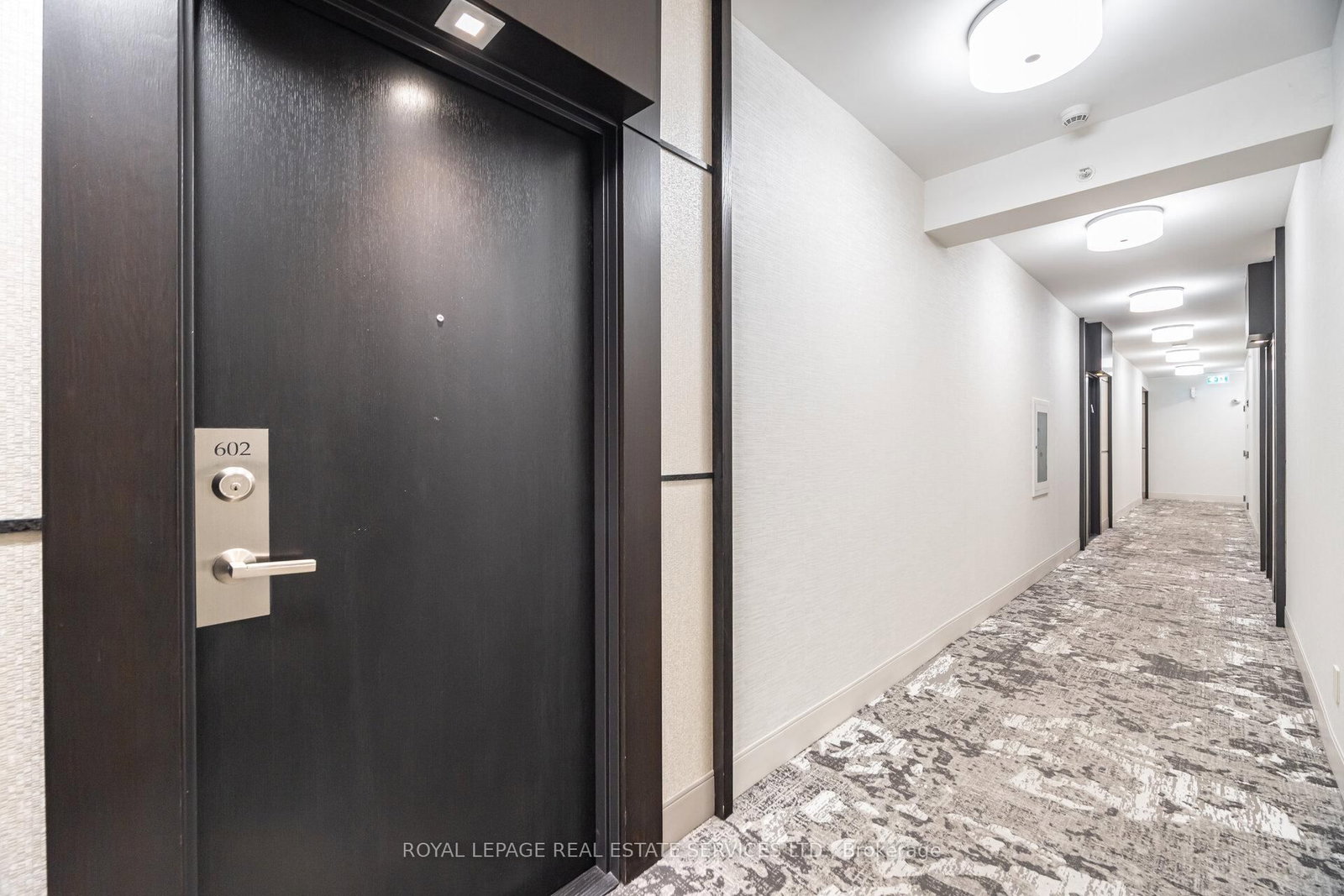 23 Glebe Road W, Unit 602 - Photo 6