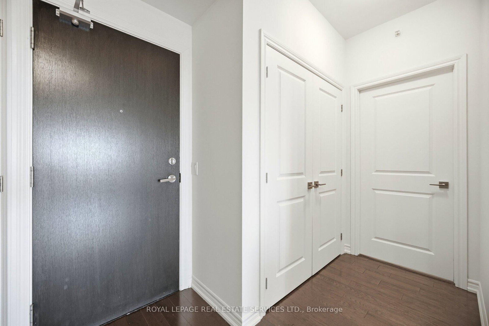 23 Glebe Road W, Unit 602 - Photo 7