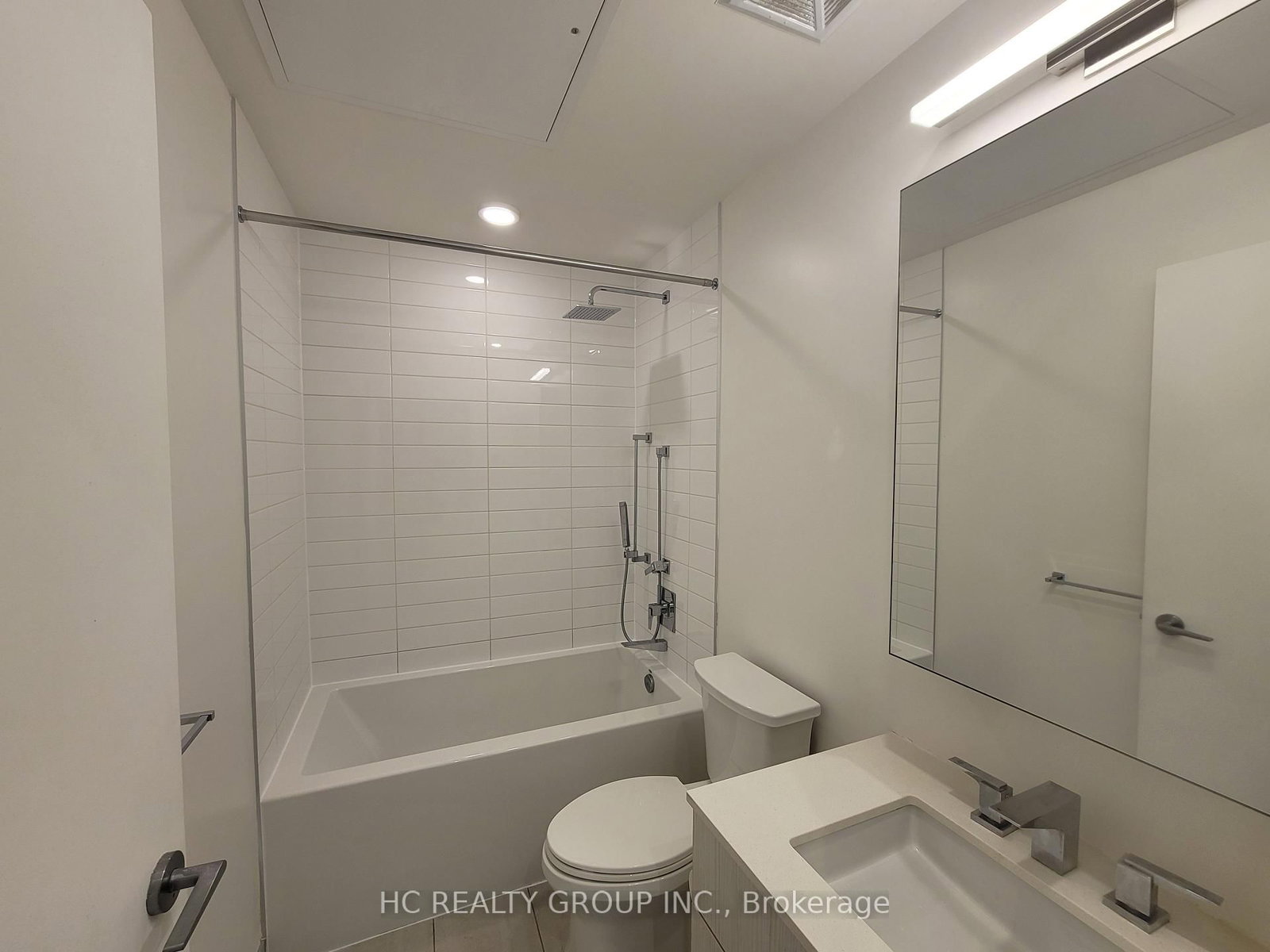 25 Richmond Street E, Unit 2207 - Photo 5